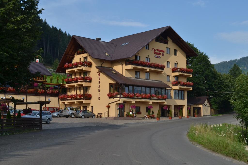 Pensiunea Vranis 5* Sadova (Suceava)